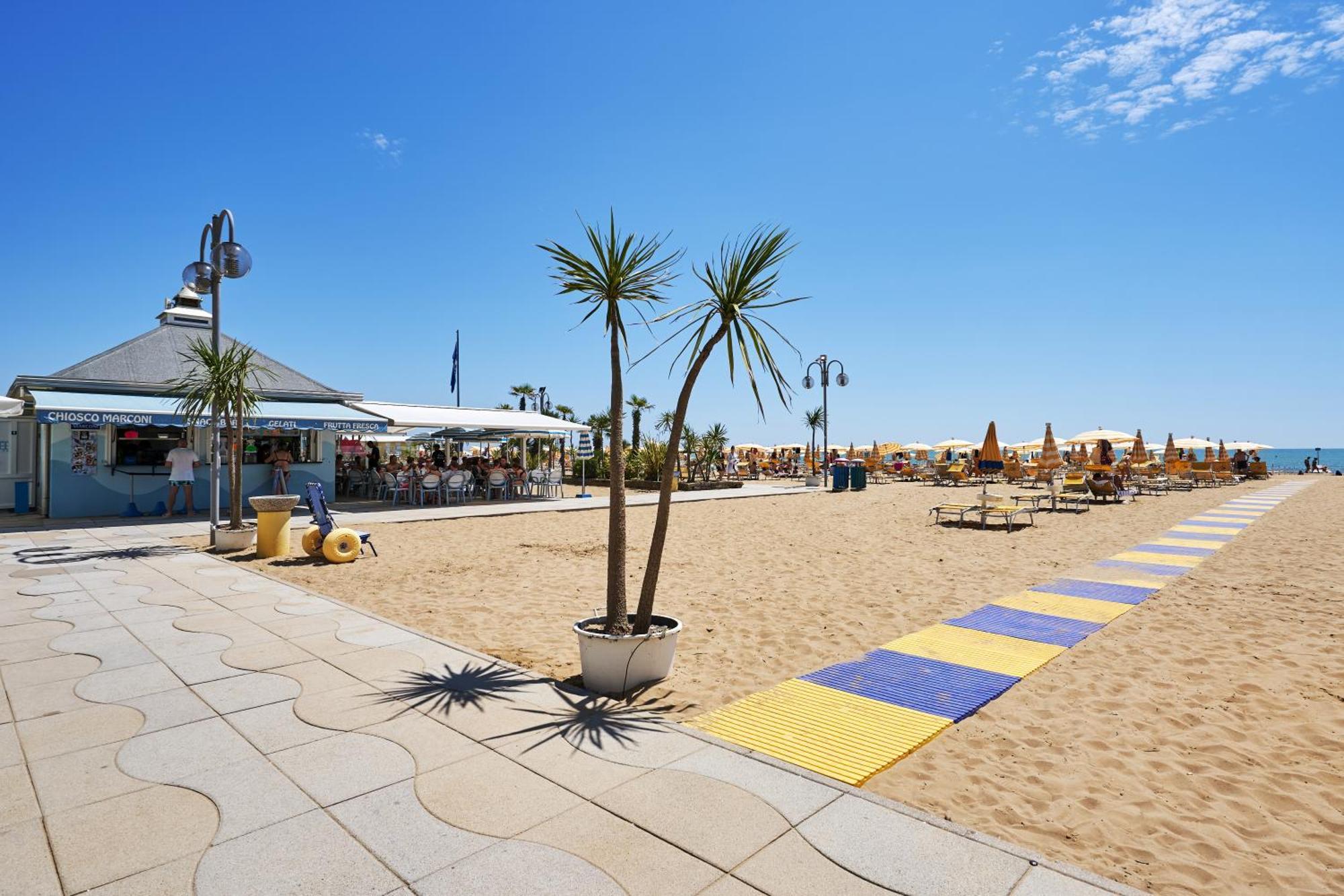 Appartamento Marconi B2 Lido di Jesolo Luaran gambar