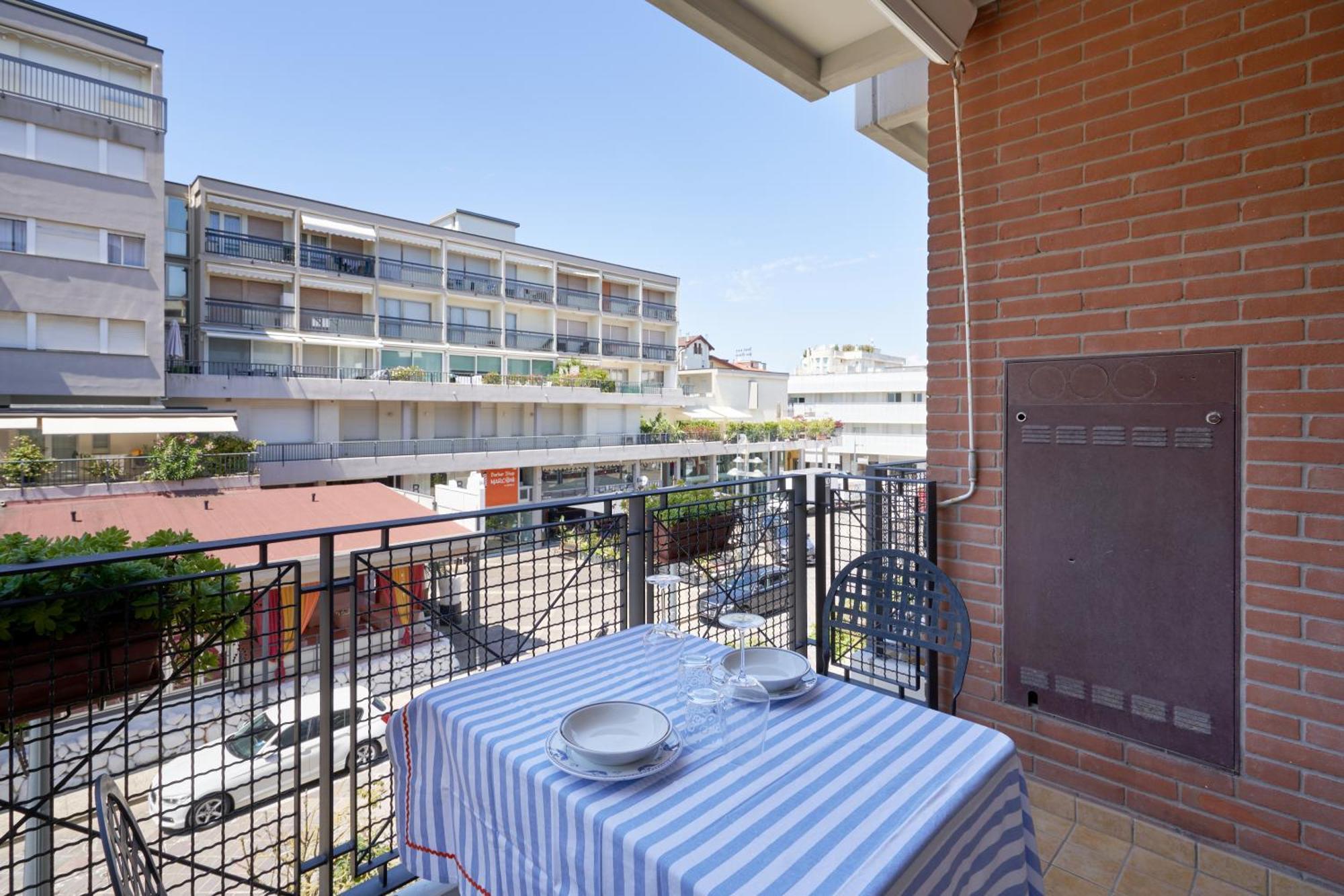 Appartamento Marconi B2 Lido di Jesolo Luaran gambar